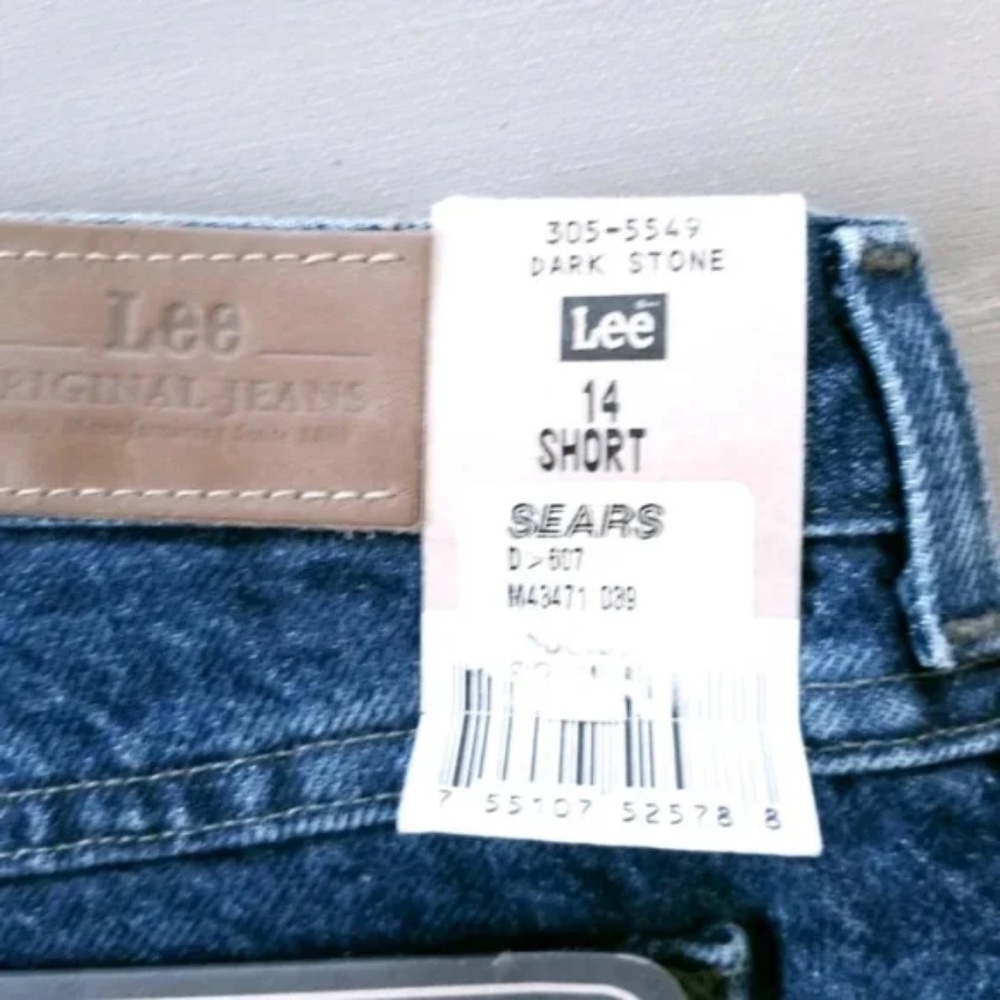 Lee Relaxed Fit Tapered Leg Short Length - Picture 3 of 7